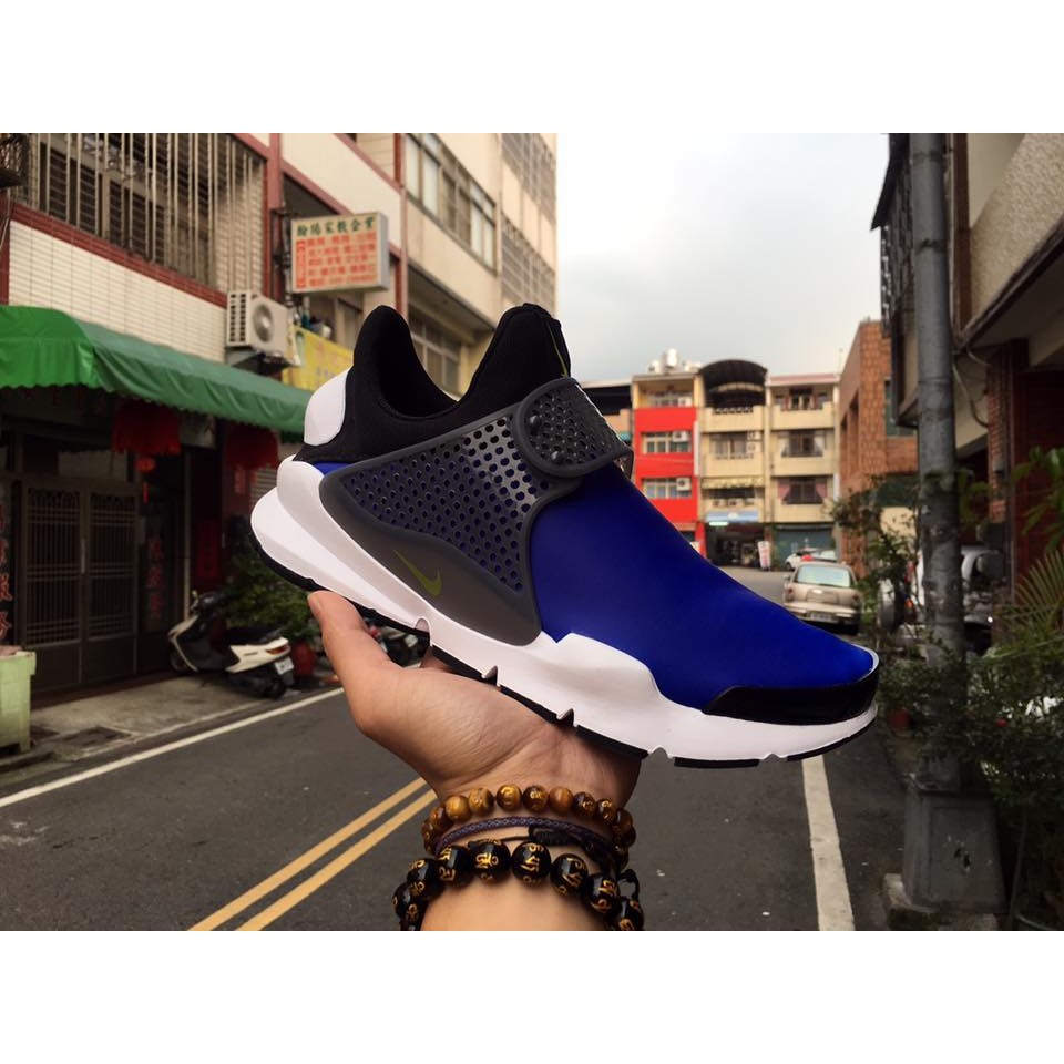 問真假請跳過「Parody」NIKE SOCK DART SE 黑白藍 防水 襪套 特價代購 2880