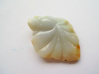 女人要有錢 天然緬甸玉 正品A貨翡翠 冰糯種紫羅蘭黃翡年年有餘吊墜 玉墜 墜子 玉珮*證號828