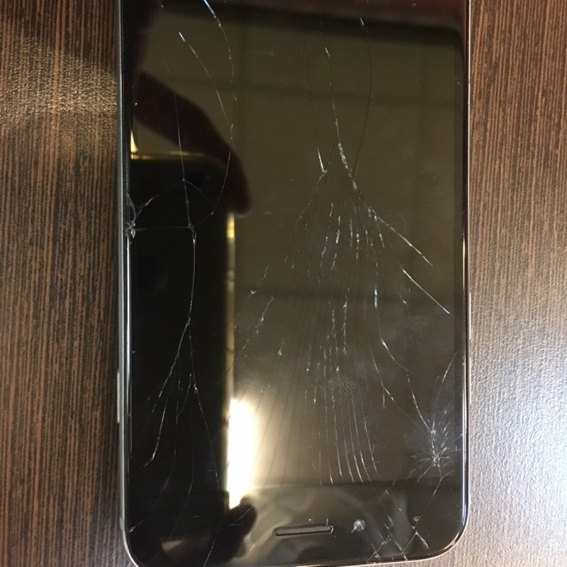 Iphone6 16g 二手螢幕裂