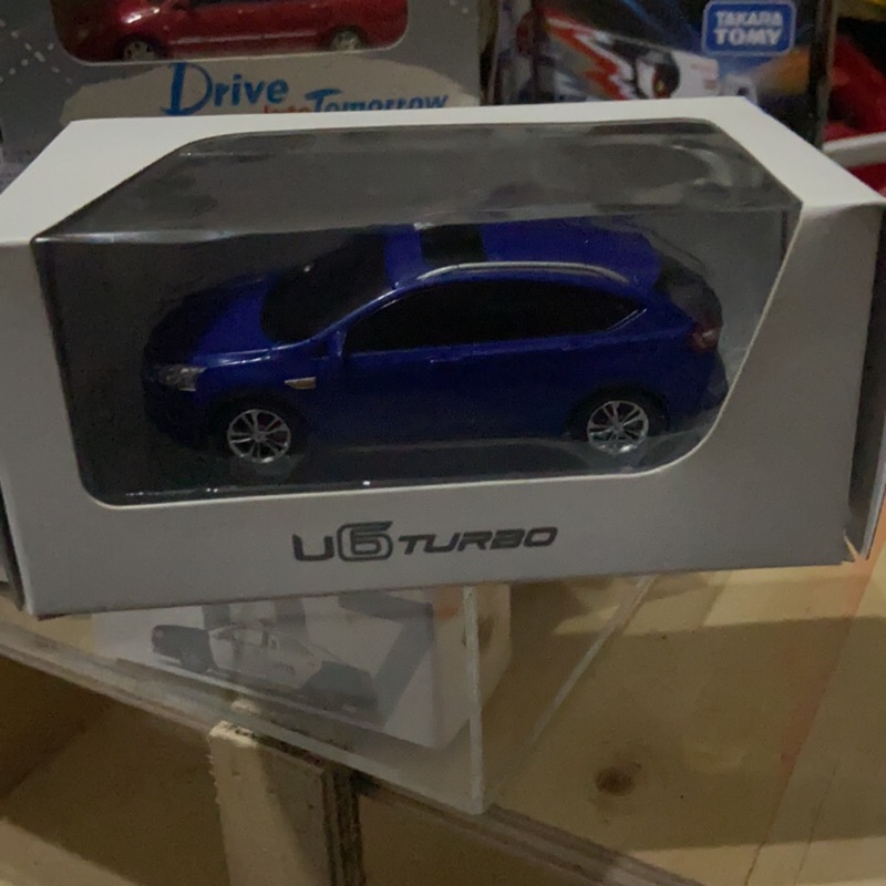 Luxgen U6 TURBO 藍色 1:43  模型車