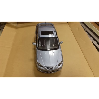 mazda3二代模型車(1:18)僅剩紅色及藍色