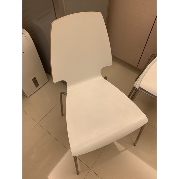 IKEA SVENBERTIL系列白色餐椅9成新(3張)
