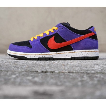 sb dunk low pro acg