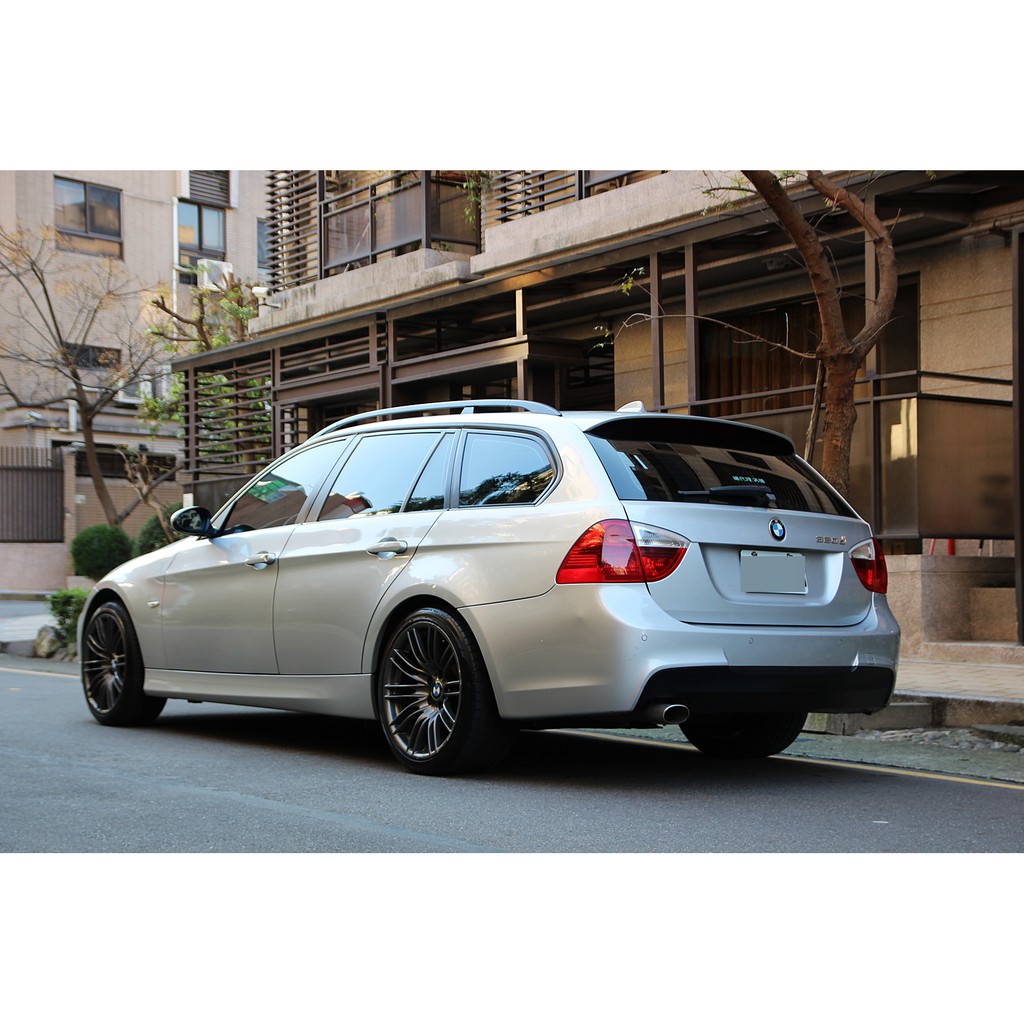 Bmw 3d Touring 旅行車集品味優雅於一身 蝦皮購物