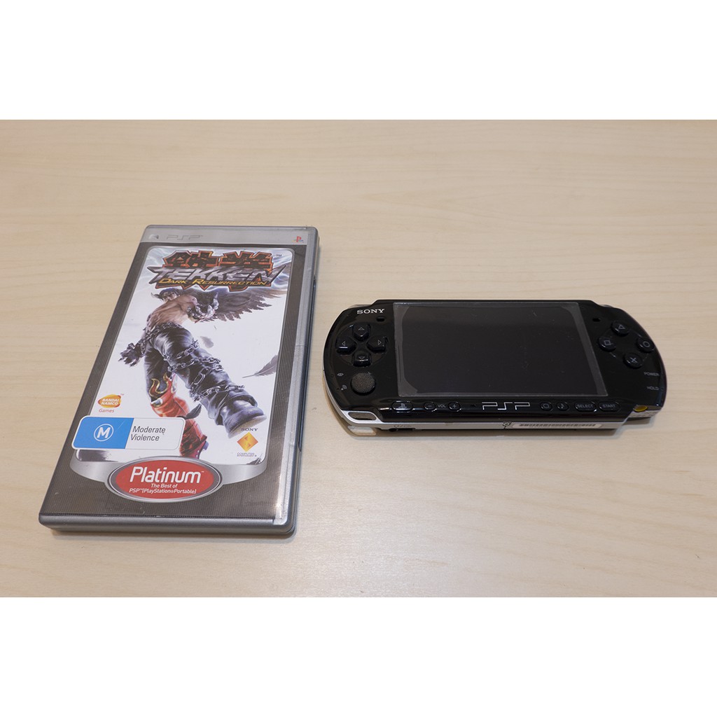 [二手] PSP-3002 主機含遊戲片 鐵拳 / 無電池、無充電線