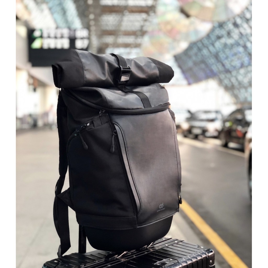 快卡背包運動款 碳黑色 爸爸包媽媽包 全新 原價5680 賠錢賣 誠可議 蝦皮購物