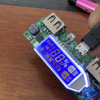 雙USB5V2A充電寶板 帶電量顯示液晶 DIY充電寶主機板