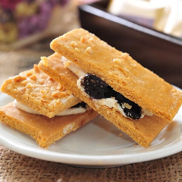 百佳(龍泰)烘焙坊-加州三明治葡萄餅乾12入/盒