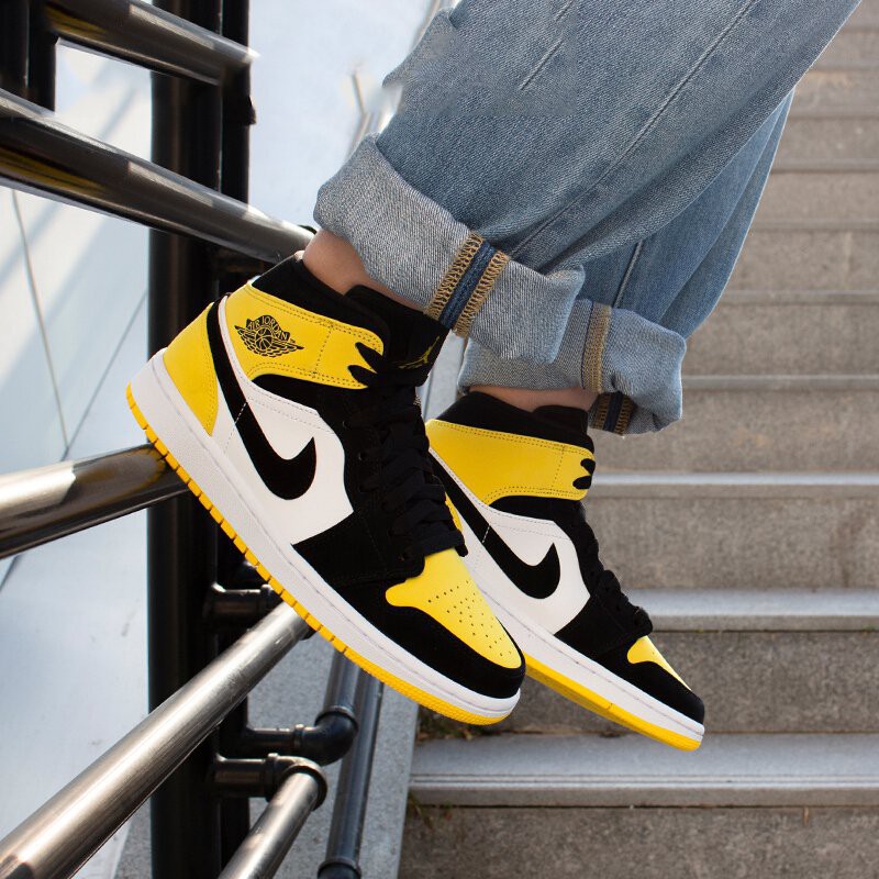 air jordan 1 mid se tour yellow