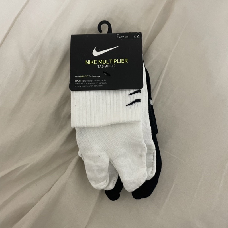 全新）Nike 忍者襪 分趾襪 黑白配色 兩雙一組 M號 CK0106-906