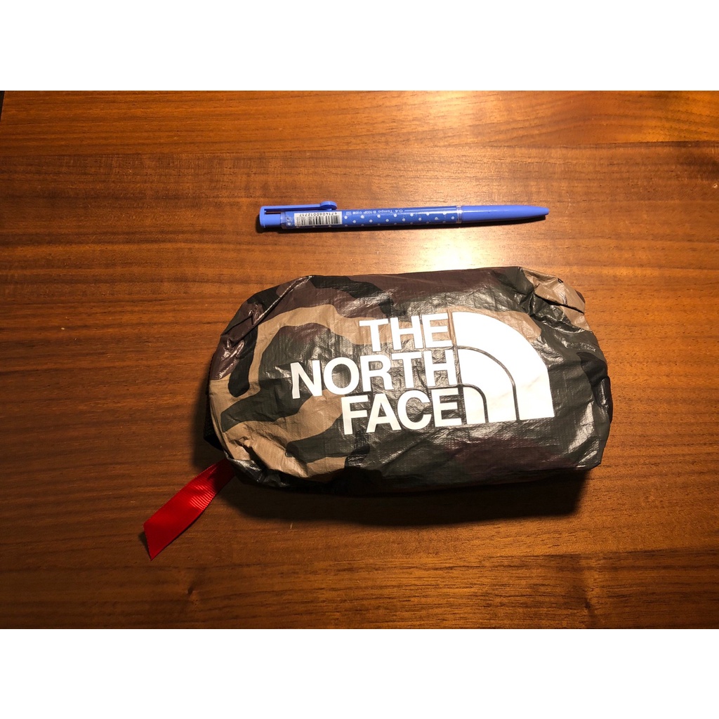 THE NORTH FACE x 華航 PY艙 豪華經濟艙 聯名盥洗包 旅行包 過夜包 北臉迷彩色