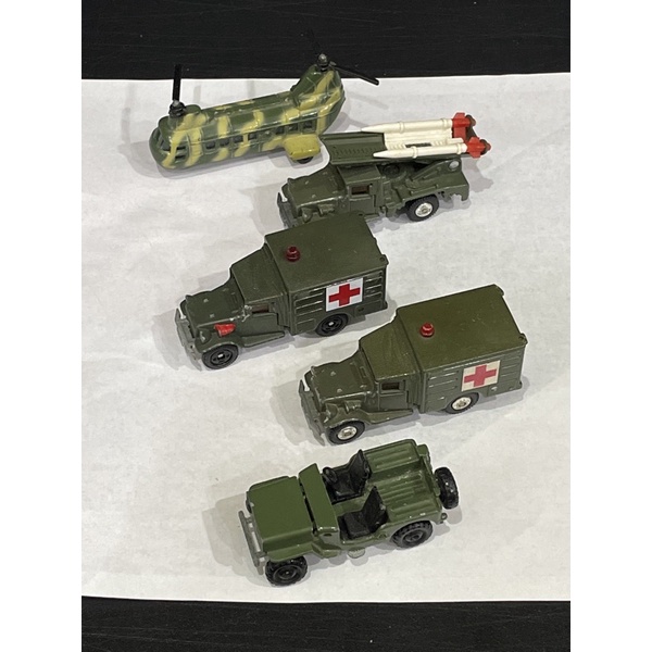 Tomica tomy 多美 迷彩 軍車 自衛隊