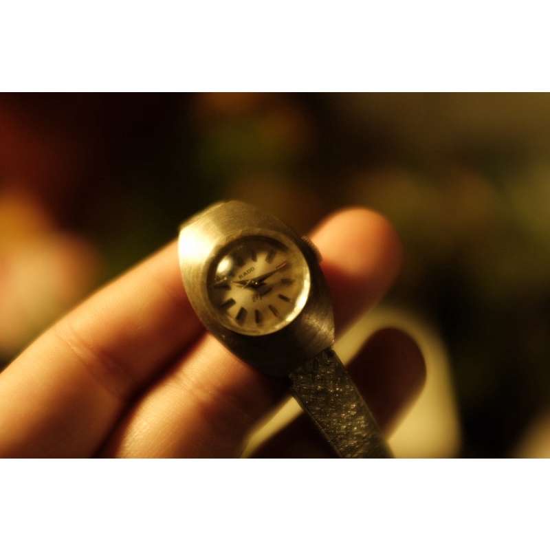 ：鳳梨罐頭 ： 瑞士錶 RADO雷達 淑女古董腕錶 機械錶 手上鍊 約1970年代 老錶 古著