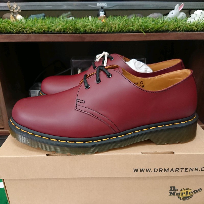 1461 cherry red smooth