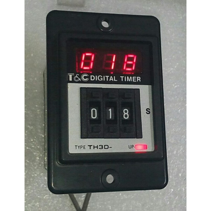 🌞二手現貨保固 T&amp;C TH3D 0~999S 220VAC 指撥設定數字顯示型延時計時器 似FOTEK陽明SY-3D