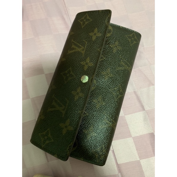 LV 發財包。Louis Vuitton Sarah Wallet。長夾。二手。有使用過痕跡ㄛ～