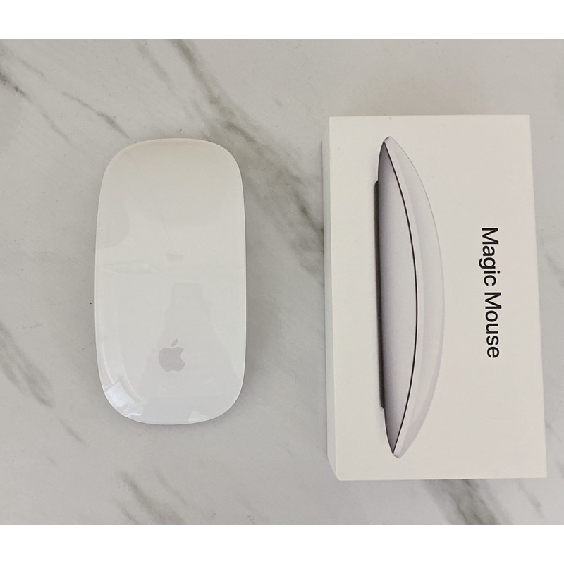 Apple巧控滑鼠2🖱️二手，幾乎全新！