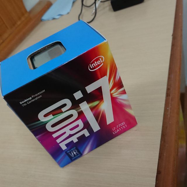 [全新盒裝（剩一個）] Intel i7 7700