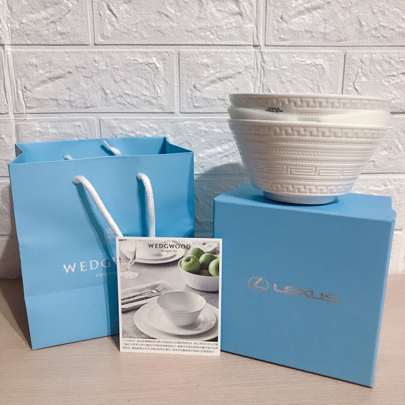 全新-WEDGWOOD X LEXUS聯名款禮盒 浮雕花紋對碗