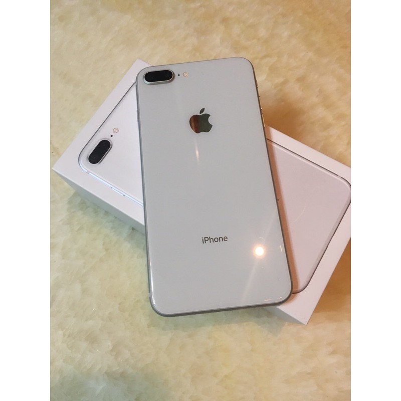 iPhone 8 Plus 64G 銀色 盒裝 全新外觀 所有功能正常 贈充電器 贈太樂芬殼、防窺膜、充電器