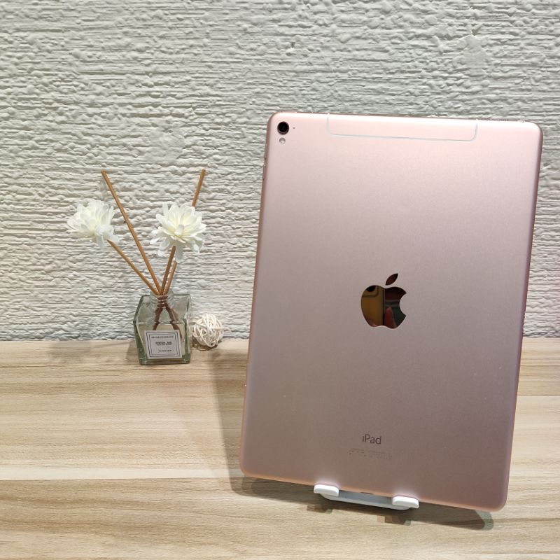 iPad pro 9.7 256G LTE 粉 🔋90% A1674 95新 功能正常