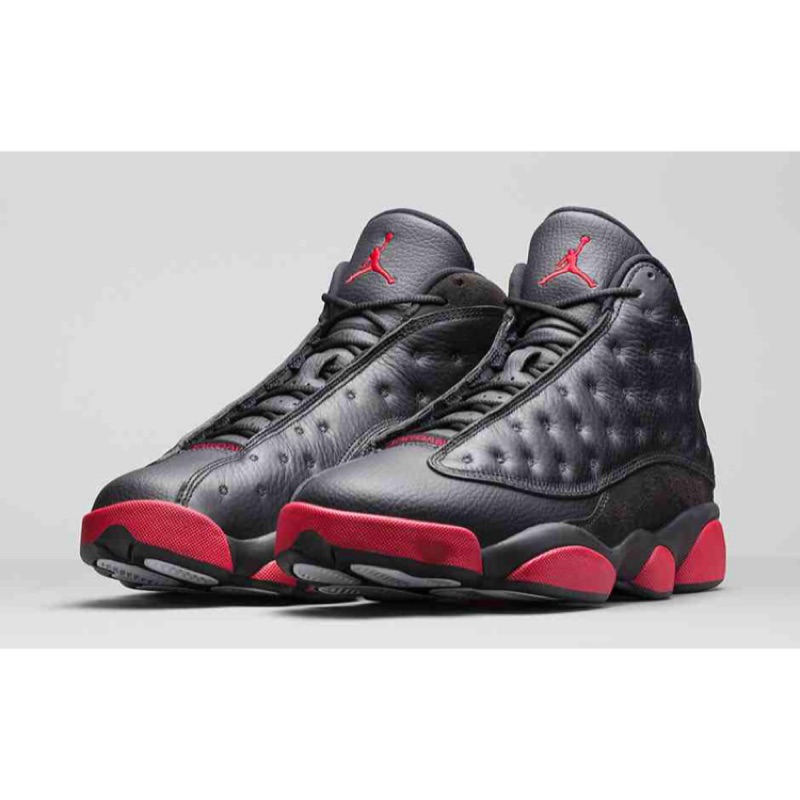 AJ13 air Jordan 13代黑紅皮革(9.9新）貓眼貼紙未私 整雙無摺痕 寄送裝箱