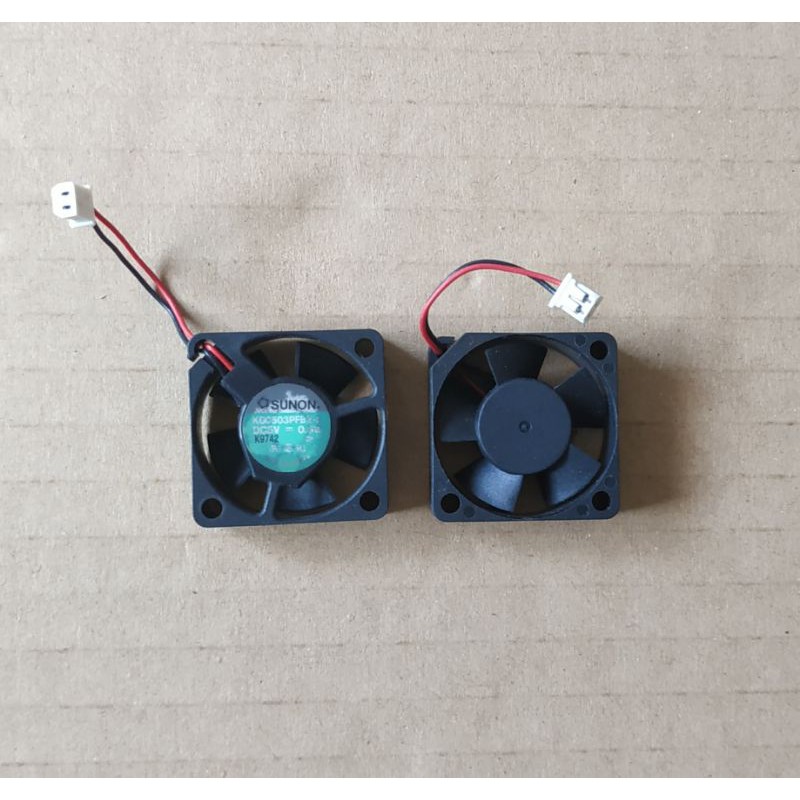 特價出清 散熱風扇 迷你 風扇 3cm Sunon 電壓 12V 電腦 DIY 改裝 維修