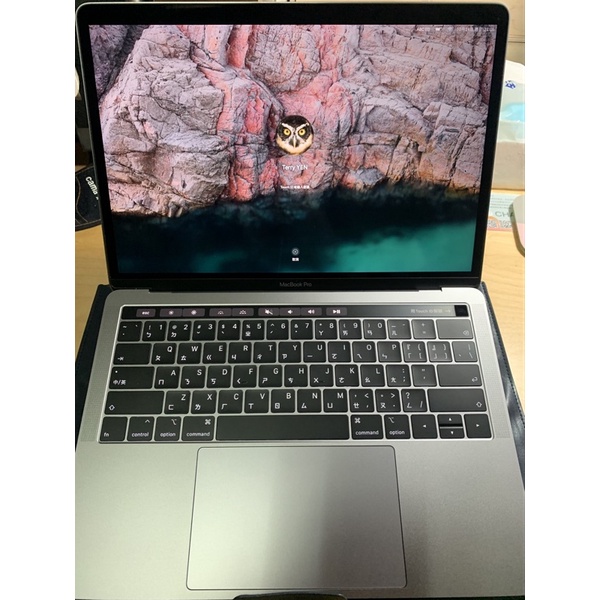 2018 Apple Macbook Pro 13.3吋 touch bar 256GB A1989鐵灰色