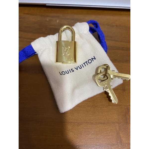LV 全新 行李鎖 附束口絨布套 1鎖頭2鑰匙