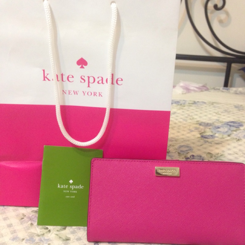 🇺🇸全新正版Kate spade 桃粉色經典款有拉鍊長夾，美國購入附Kate spade袋，保證正品，防刮痕皮夾