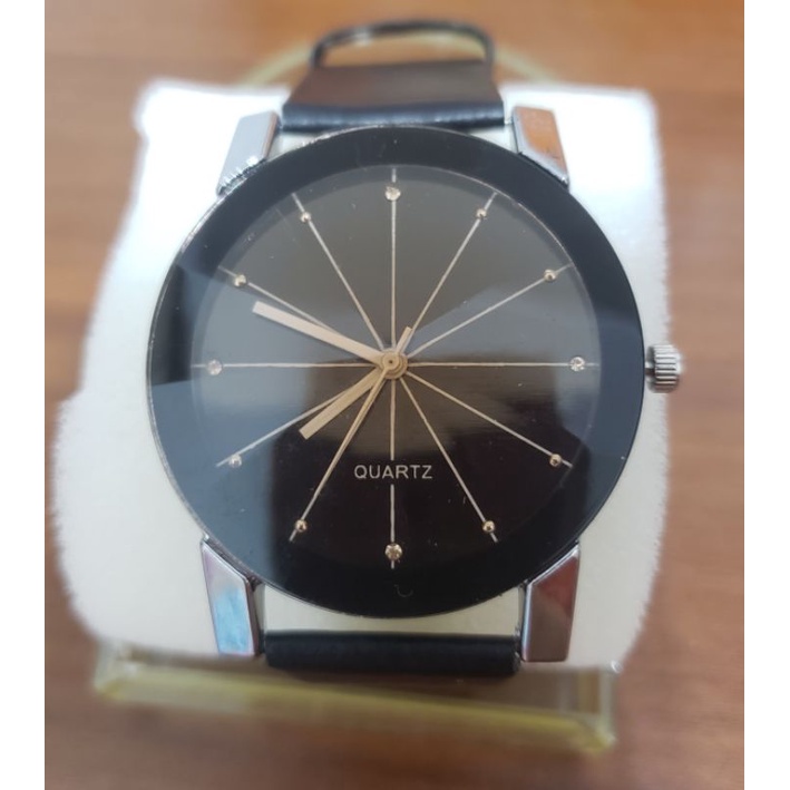 全新 quartz 女 流行 時尚 禮物 附手錶座 指針 黑色 皮帶 腕錶 手錶