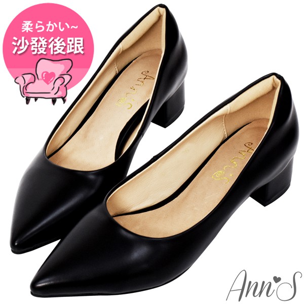 Ann’S加上優雅低跟版-復古皮革沙發後跟低跟尖頭鞋-黑