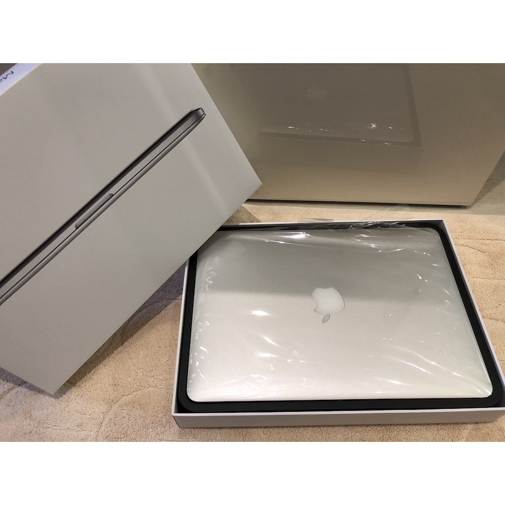 2015 Macbook Pro 13吋 8G/256G Retina顯示器 筆電 二手機個人使用