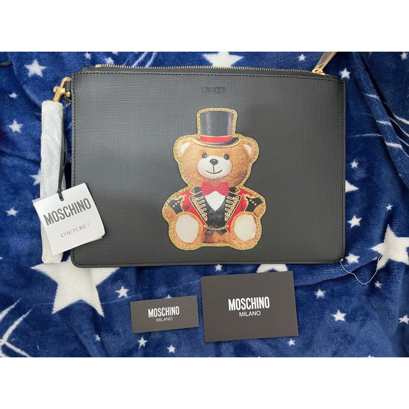 MOSCHINO 魔術熊🐻手拿包 全新正品貨