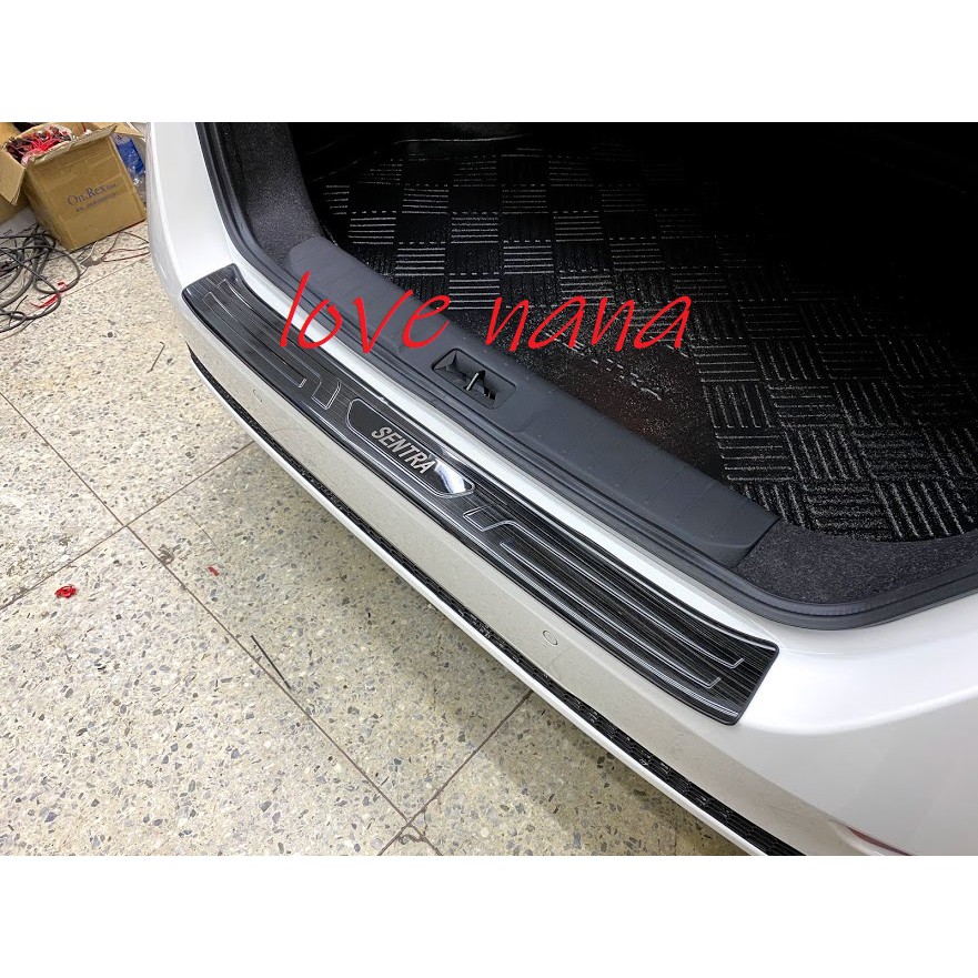 [[娜娜汽車]] 日產 2020 SENTRA B18 專用 後護板 外側後護板 不鏽鋼 黑鈦款