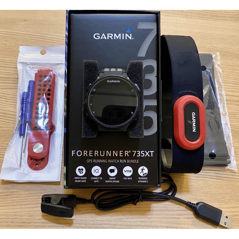 GARMIN Forerunner 735XT黑色二手運動三鐵錶含充電器、全新副廠錶帶、全新心跳帶（單購2550含運）