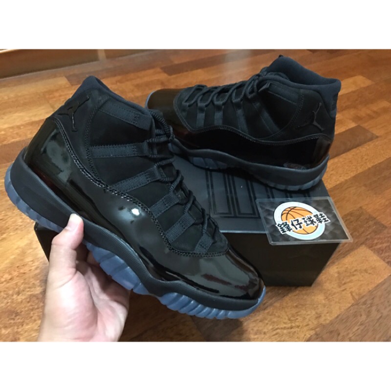 【 鋒仔球鞋 】AIR JORDAN 11 RETRO "CAP AND GOWN” 全黑 378037-005