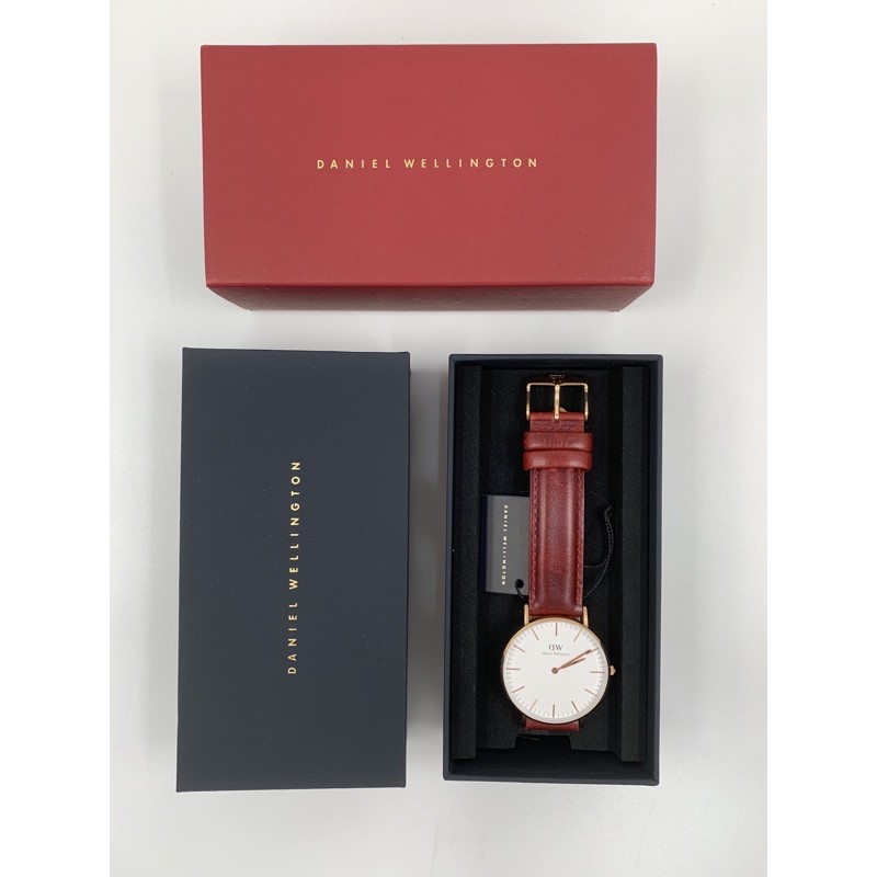 DW 限量紅色皮革錶帶 官網購入36mm CLASSIC 九成新 Daniel Wellington 手錶