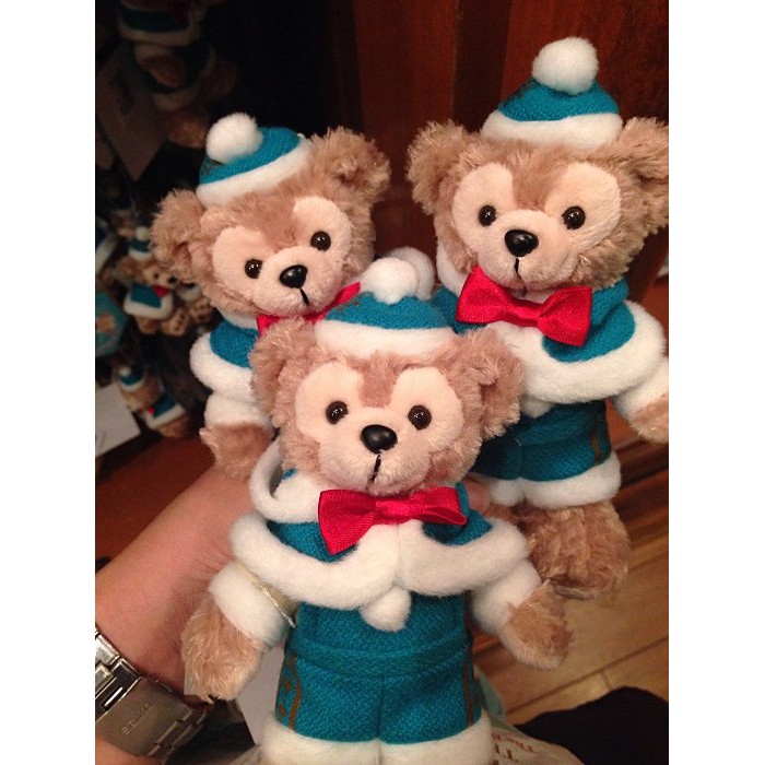 ☆e-koi 衣♥戀 TOKYO Disney SEA 東京迪士尼海洋 達菲熊 Duffy 2014聖誕大衣裝別針吊飾