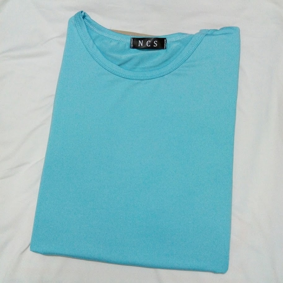 全新 ✨藍色 短袖 上衣 薄款 素面 素T T恤 內搭衣 衛生衣 男女同款