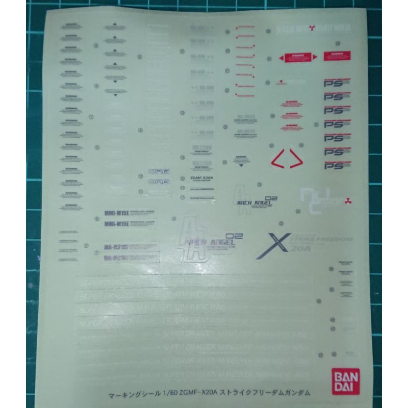 MG 1/100 自由鋼彈貼紙 撕貼 &amp; 說明書；1/60 攻擊自由 鋼彈SEED DESTINY