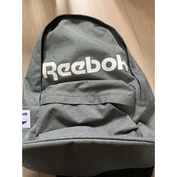 Reebok灰色後背包