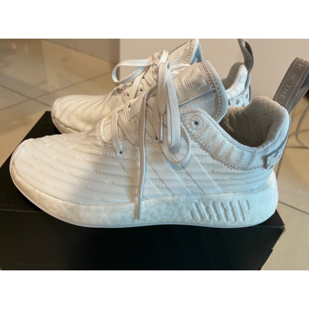 Adidas NMD R2 白色 尺寸UK4.5 全新