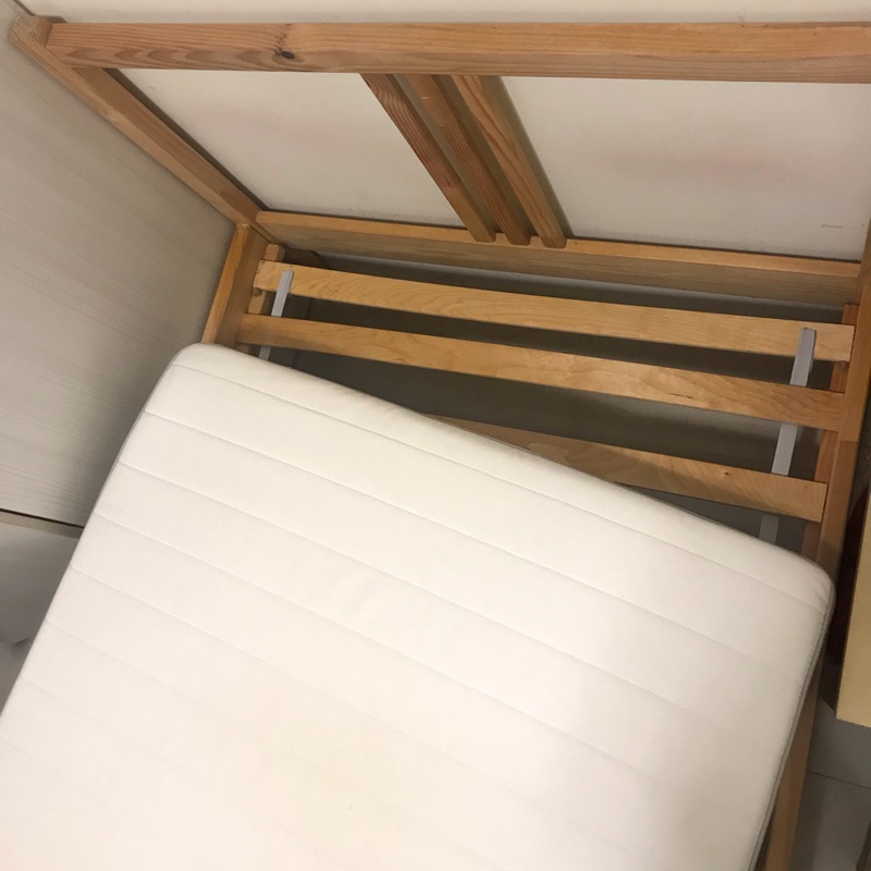 IKEA單人床框+床墊  台北自取
