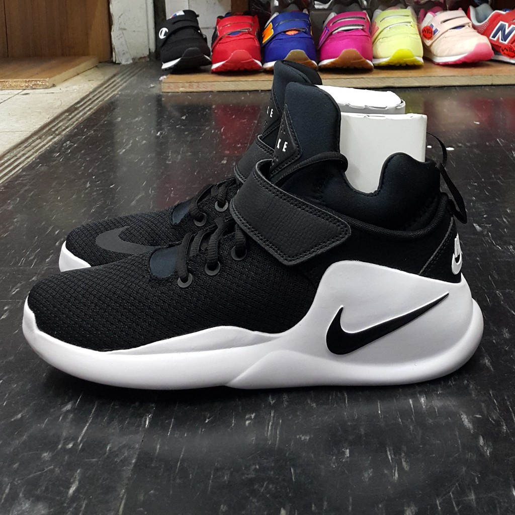 Nike Kwazi 高筒籃球鞋魔鬼氈黑色黑白椰子網布輕量化844839 002 蝦皮購物