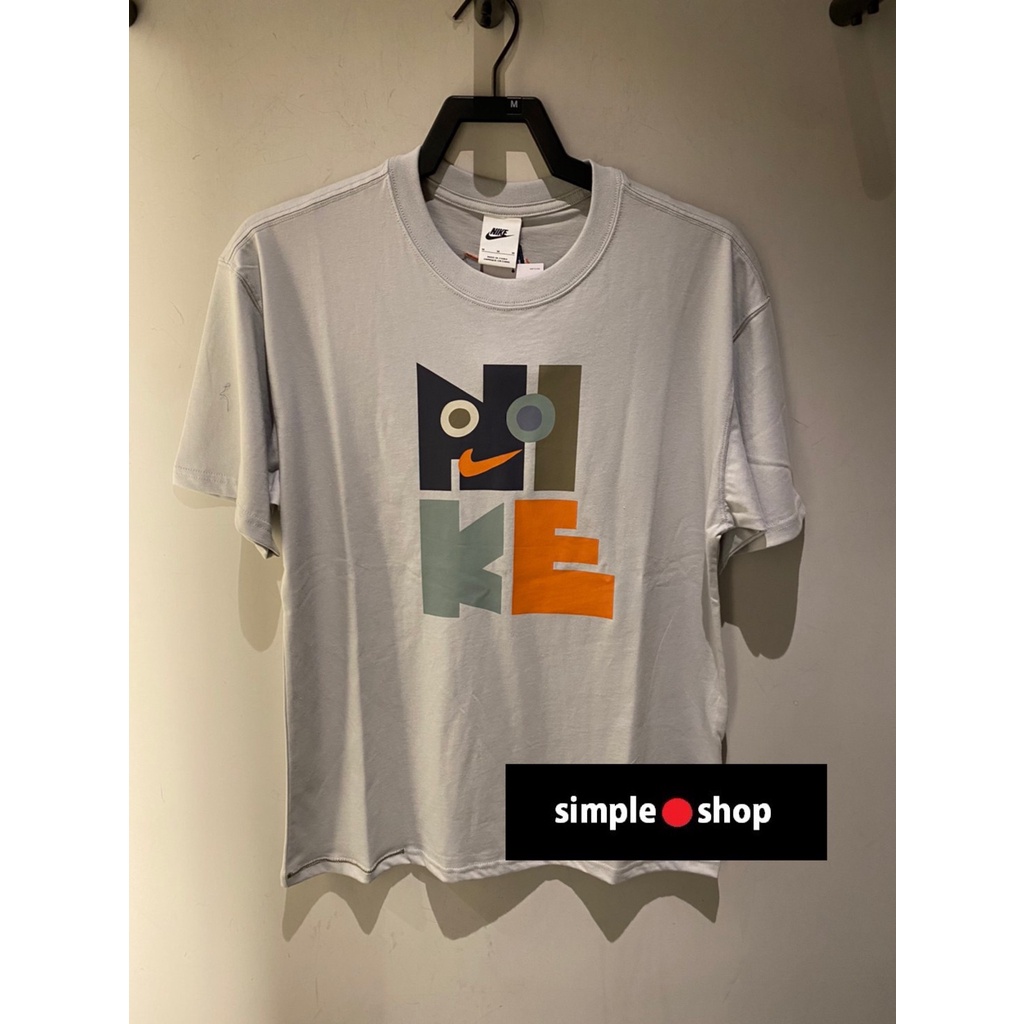 【Simple Shop】NIKE LOGO 運動短袖 可愛 卡通 塗鴉 寬鬆 短袖 淺灰色 男款 DR7835-097
