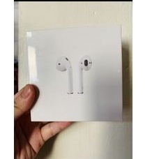 [全新] Apple AirPods (第 2 代) 搭配有線充電盒 藍芽耳機