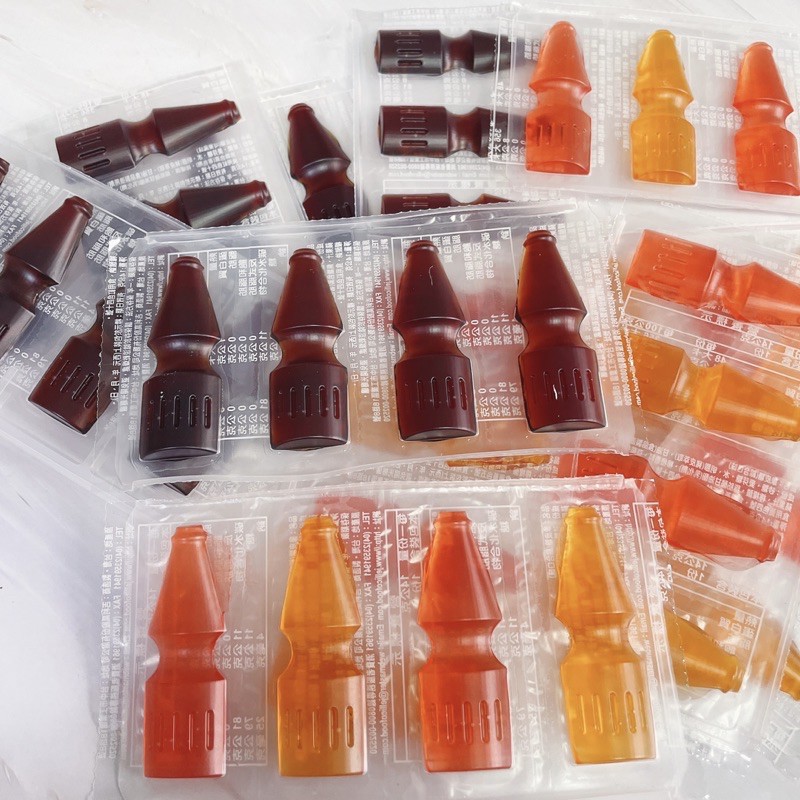 晶晶橡皮糖古早味零食傳統美食可樂橡皮糖水果橡皮糖一片四個 30片以上特價4 超值特價 蝦皮購物
