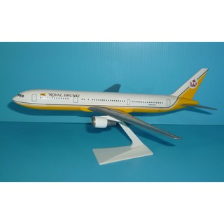 珍上飛— 模型飛機 :B767-300 (1:200)汶萊(編號:B767330)