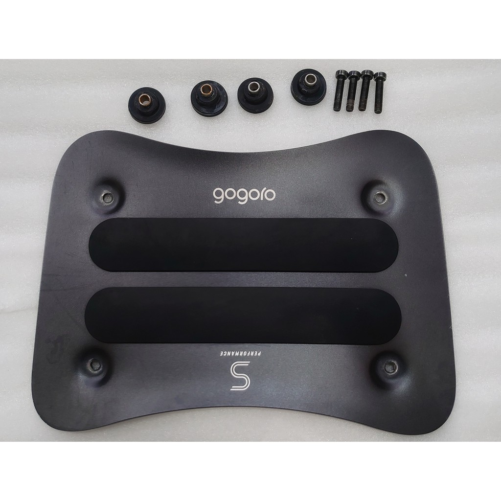 GOGORO 原廠 鋁合金腳踏墊 V2 黑 九成新 只有一組 Gogoro  2 S2 皆可安裝 二手